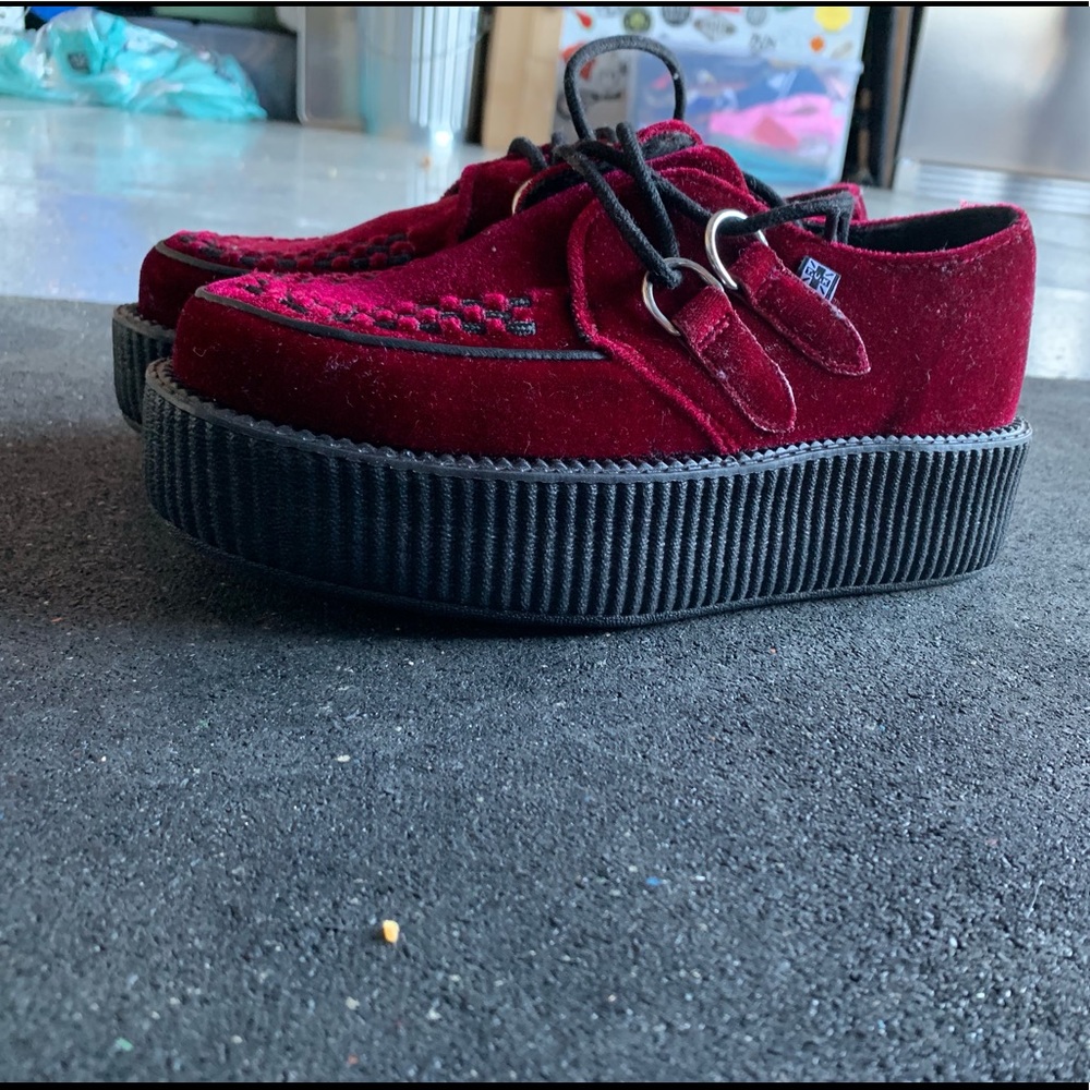 Tuck Velvet Shoes